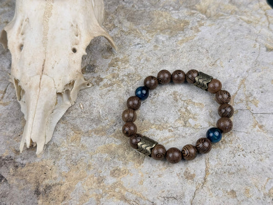 Armband „Nordblick“ – Blaues Tigerauge & Antik-Gold |