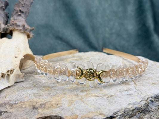 Frostkönigin – Bergkristall Krone mit goldenen Akzenten