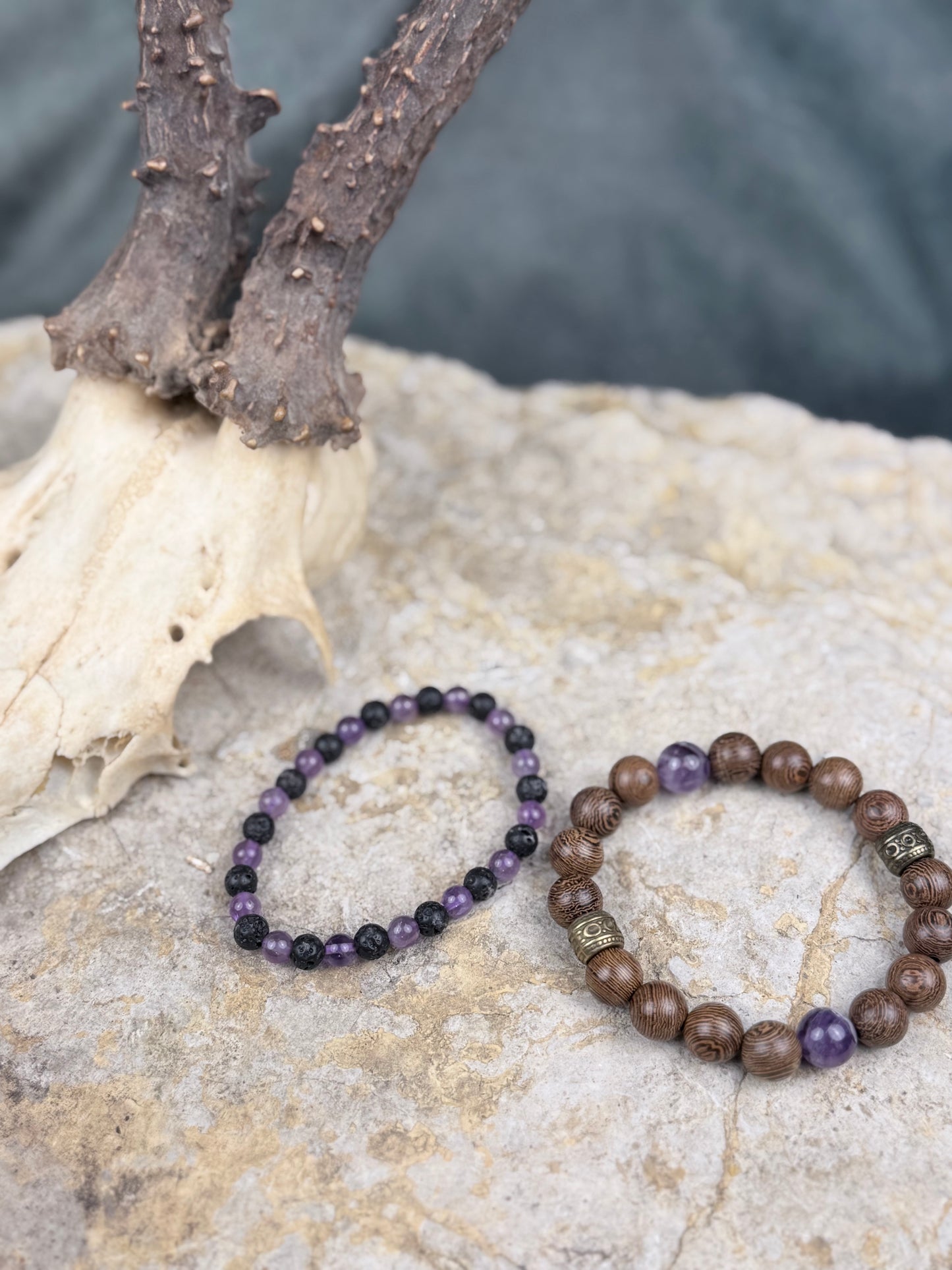 Nachtschatten – Armband-Set mit Amethyst & Lavastein