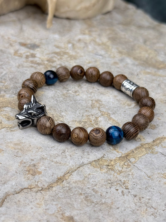 Wolfskrieger – Armband mit blauem Tigerauge & silbernem Wolfskopf