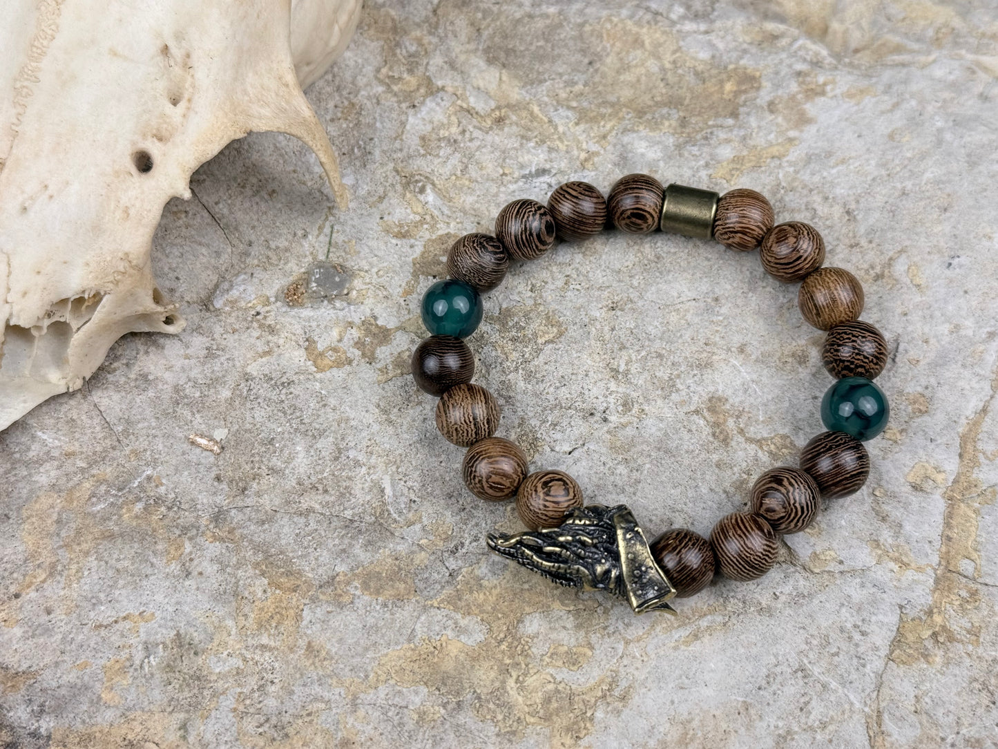 Meeresfluch – Piratenarmband mit Drachenstein