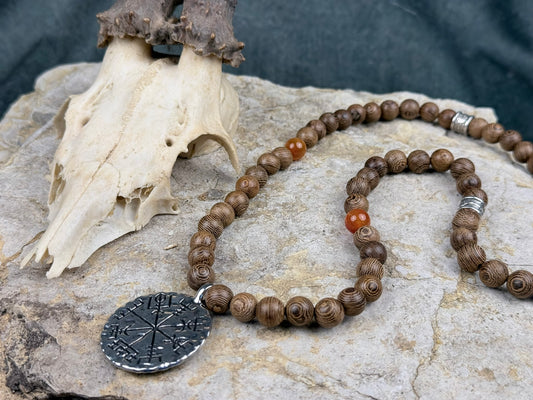 Ruf der alten Wurzeln – Erdige Kette mit stiller Wildnis