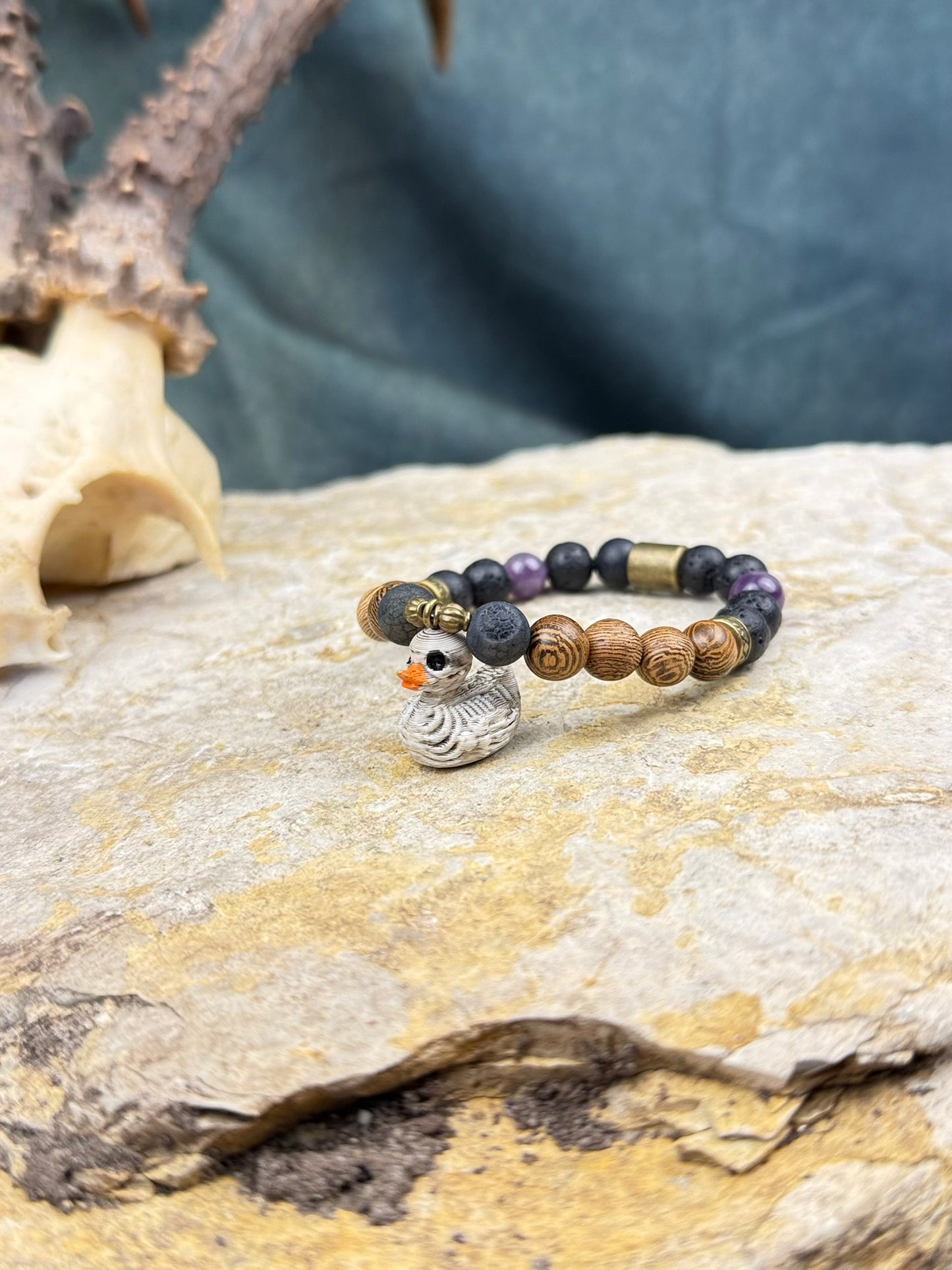 Ushnotz x Nordic Mystery – Relikt der Schattenente – Holz, Lava & Amethyst Edition