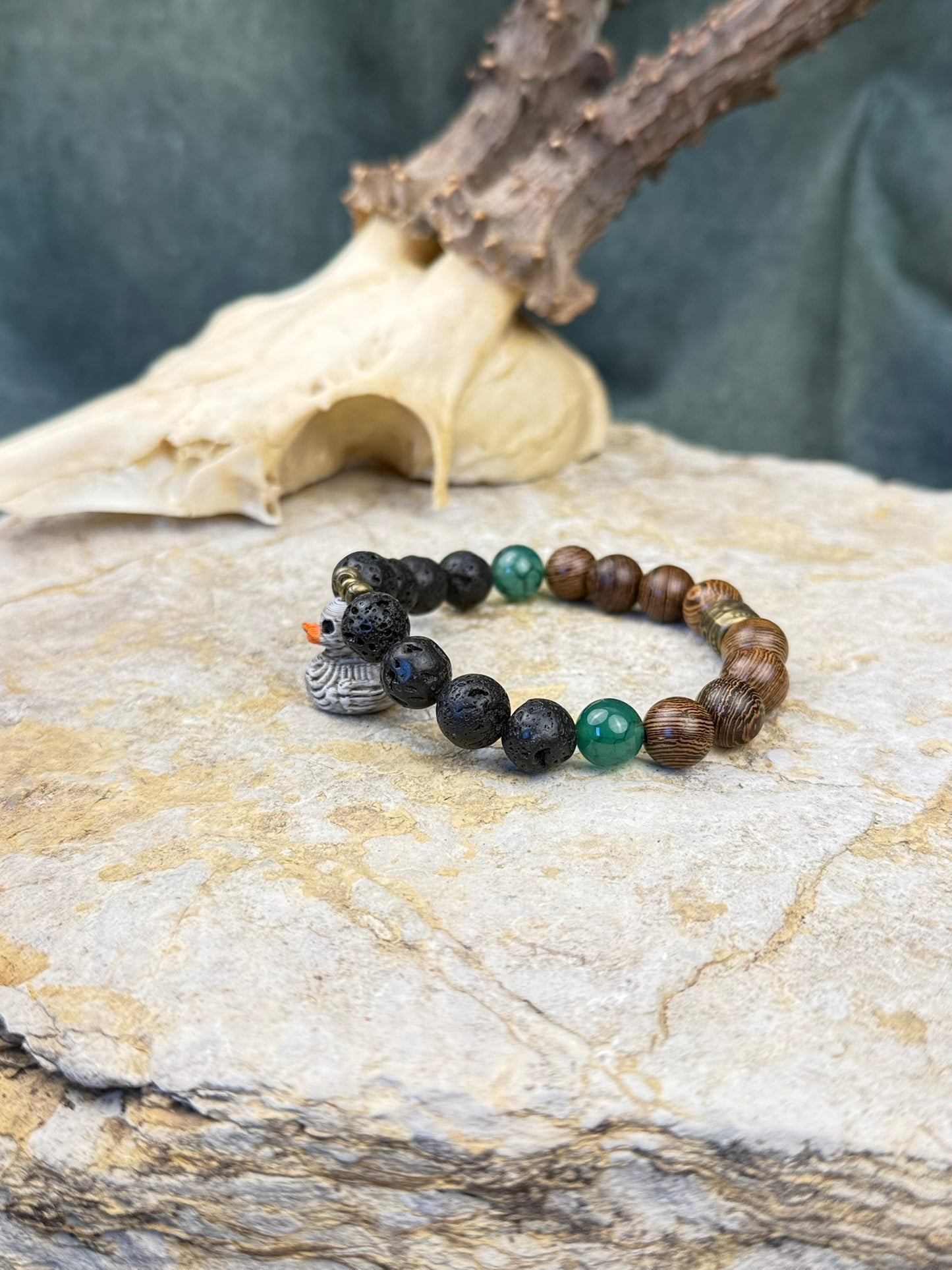 Ushnotz x Nordic Mystery – Relikt der Schattenente – Holz, Lava & Grüner Drachenstein