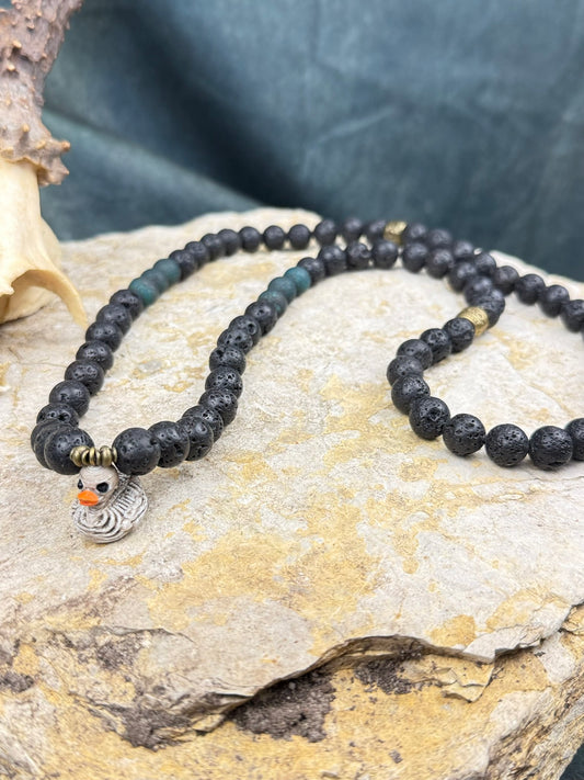 Ushnotz x Nordic Mystery – Ritualkette der Schattenente